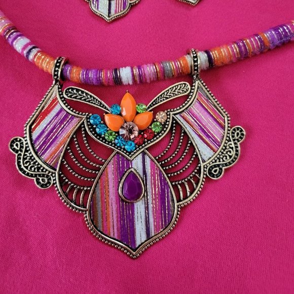Statement Necklace with Matching Earrings - Picture 3 of 5